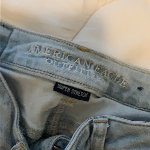 American Eagle Jeans - Picture 2 of 5
